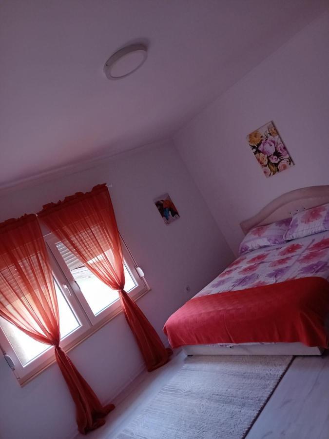Apartment Centar Of City Mostar Kültér fotó